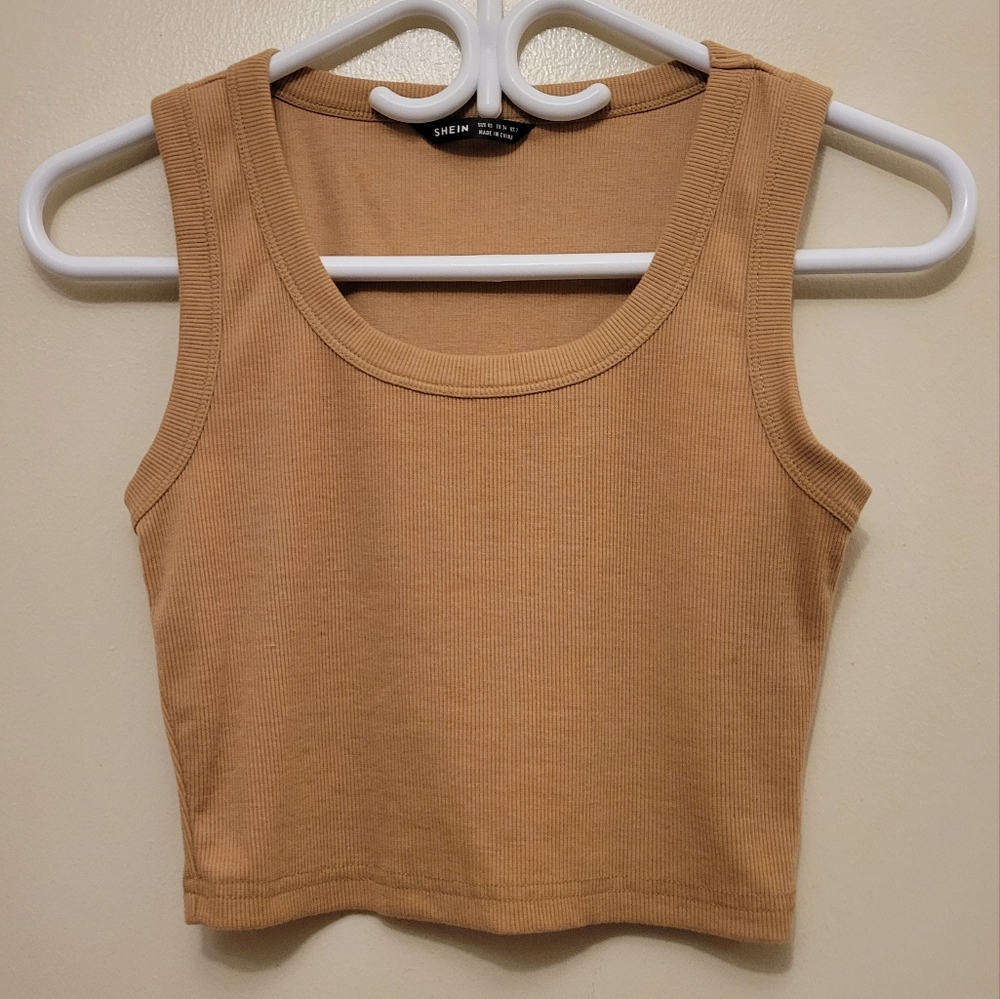 Crop tops